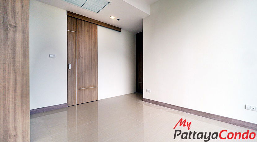 picture 🛏️ 2 Bed - 🛁 2 Bath - 🏙️ Sea Views - 🌏 FOREIGN name - 🏢 The Riviera WongAmat Beach Pattaya - Ref: RW58 - 15/18