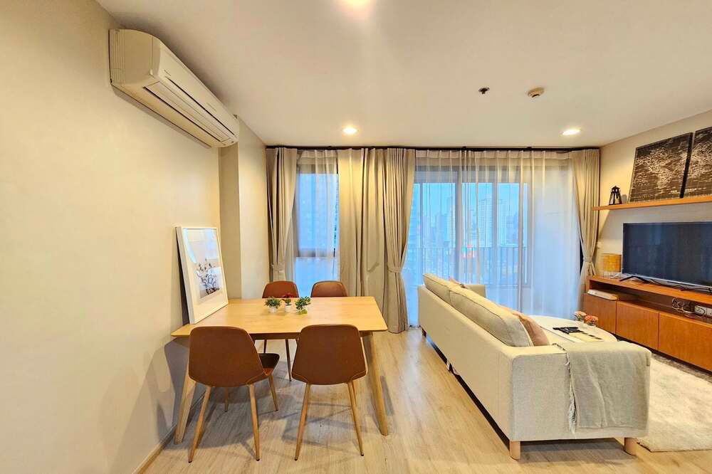 picture For Rent !! high floor 17+, corner room, Baiyoke building view!!🔥Code C20230106065.....Ideo Q Ratchathewi, 2 bed, 1 bath, furnished, ready to move in  - 2/7