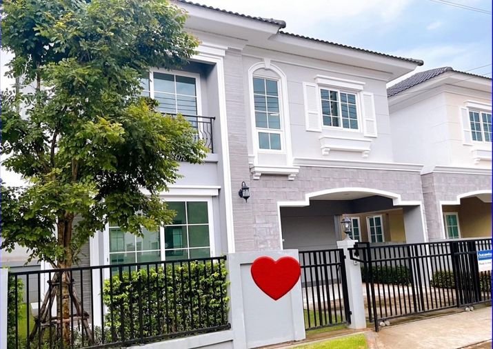 ให้เช่าบ้านเดี่ยวสองชั้น  3ห้องนอน   3ห้องน้ำ   1ห้องรับแขก 