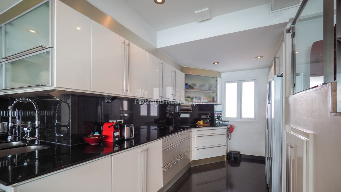 picture 🛏️ 3 Bed - 🛁 3 Bath - 🏙️ Sea Views - 🌏 FOREIGN name - 🏢 Jomtien Plaza Condotel Pattaya - Ref: JPC06 - 8/32