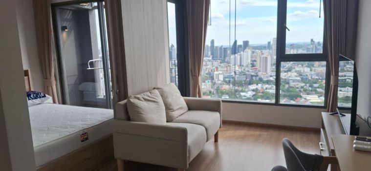 คลาวด์ ทองหล่อ เพชรบุรี คอนโดทองหล่อ🌻 1 ห้องนอน CLOUD  Thonglor Phetchaburi