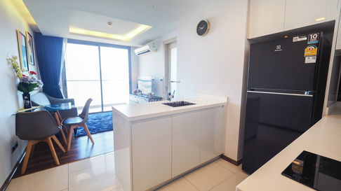 🛏️ 1 Bed - 🛁 1 Bath - 🏙️ Sea Views - 🇹🇭 THAI name - 🏢 The Peak Towers Pattaya - Ref: PEAKT81