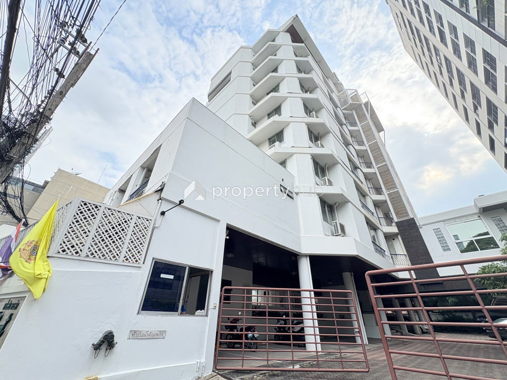 รูป Karolyn Court - รูปที่ 1/10