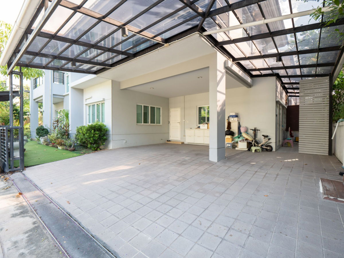 รูป ขายบ้าน หลังมุม ไซส์ใหญ่สุด 5 นอน 5 น้ำ 3 จอด บางกอกบูเลอวาร์ด สาธร ปิ่นเกล้า 1 บางกอกแอสเซท ขนาด 77 ตรว. พื้นที่ใช้สอย 350 ตรม. สภาพดีมาก - รูปที่ 9/72