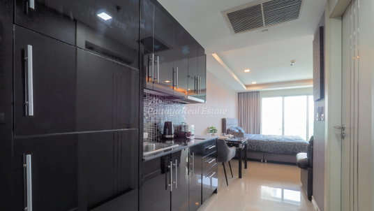🛏️ Studio - 🛁 1 Bath - 🏙️ Sea View - 🌏 FOREIGN name - 🏢 Cosy Beach View Pattaya - Ref: COSYB48