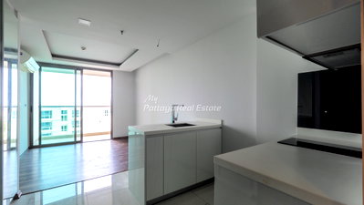 ขายคอนโด : 🛏️ 1 ห้องนอน - 🛁 1 ห้องน้ำ - 🏙️ City View - 🇹🇭 ชื่อไทย - 🏢 The Peak Towers Pattaya - รหัส: PEAKT87