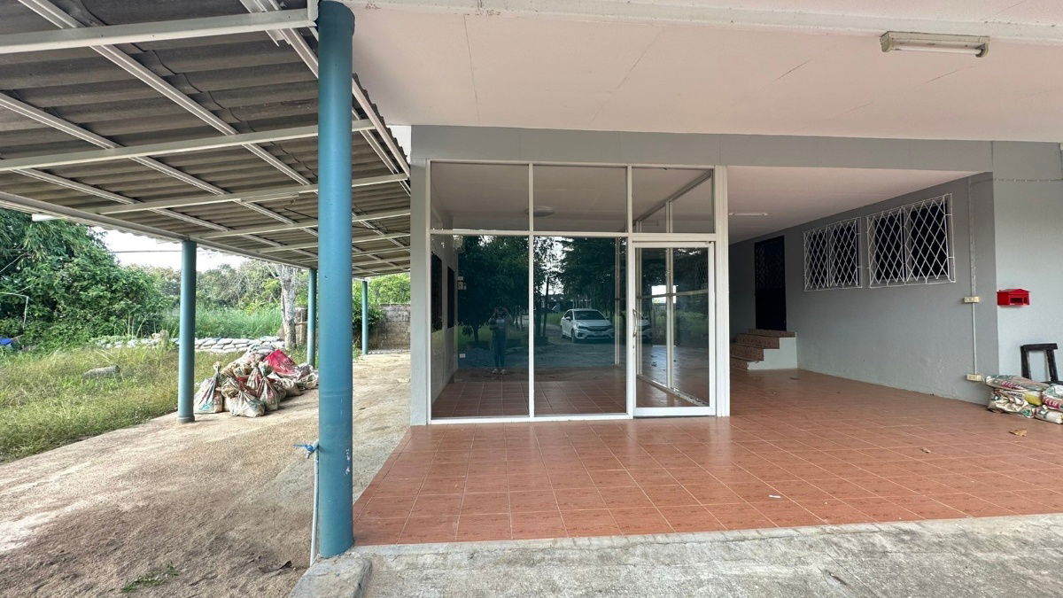 รูป ให้เช่าบ้านเดี่ยวชั้นเดียว 3 ห้องนอน  3 ห้องน้ำ  1  ห้องครัว  2  ที่จอดรถ - รูปที่ 3/32