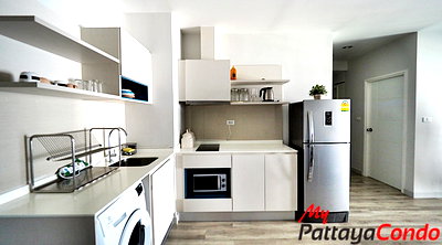 Condos for sale Central Pattaya Road : 🛏️ 2 Bed - 🛁 1.5 Bath - 🏙️ City Views - 🇹🇭 THAI name - 🏢 Centric Sea Pattaya - Ref: CC37
