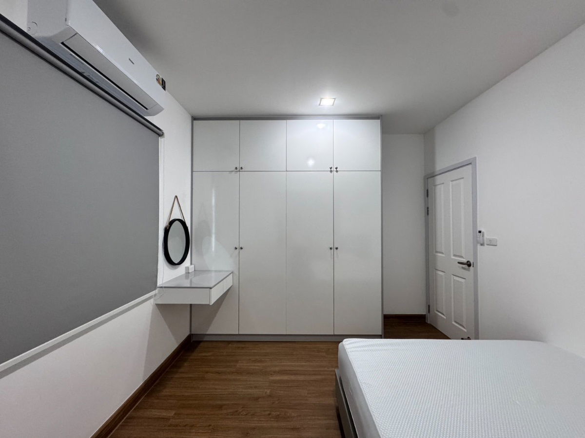 รูป ให้เช่าบ้านเดี่ยวสองชั้น  4 ห้องนอน 3 ห้องน้ำ 1 ห้องรับแขก1  ห้องครัว  2  ที่จอดรถ - รูปที่ 24/27