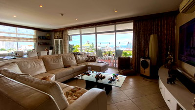 ขายคอนโด : 🛏️ 3 ห้องนอน - 🛁 3 ห้องน้ำ - 🏙️ Sea View - 🌏 ชื่อชาวต่างชาติ - 🏢 Executive Residence 4 Pattaya - รหัส: EXFOUR12