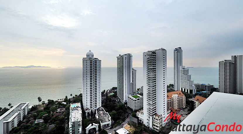 picture 🛏️ 2 Bed - 🛁 2 Bath - 🏙️ Sea Views - 🇹🇭 THAI name - 🏢 The Riviera WongAmat Beach Pattaya - Ref: RW09 - 26/27