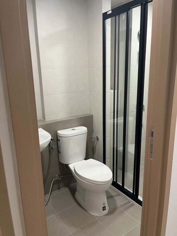 รูป ดีคอนโด คาล์ม รามคำแหง40 ใกล้ MRT + ม.ราม + เดอะมอลล์บางกะปิ 💰ขายดาวน์ 210,000 ราคาเต็มเพียง 2.5 ล้าน พร้อมอยู่แล้ว📞061-6161426 💚LINE: @wsrcondo - รูปที่ 2/7