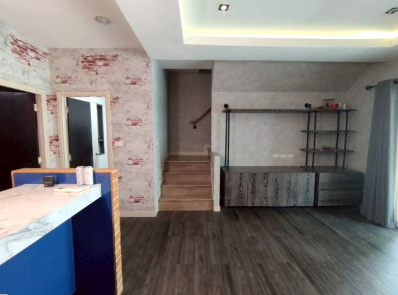 รูป ทาวน์โฮมแต่งครบ พร้อมอยู่ Verve Petchkasem 81  ทำเลดี ใกล้ถนนเพชรเกษม เข้าออกได้หลายทาง (ถนนมาเจริญ – บางบอน 5 – เอกชัย) - รูปที่ 2/12