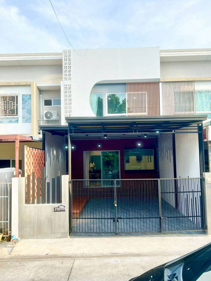 รูป  ทาวน์โฮม รีโนเวทใหม่ หมู่บ้าน อินดี้บางนา-ตราดกม.26 ถ.บางนา-ตราด บางบ่อ สมุทรปราการ (ซอยเอแบค) - รูปที่ 20/21