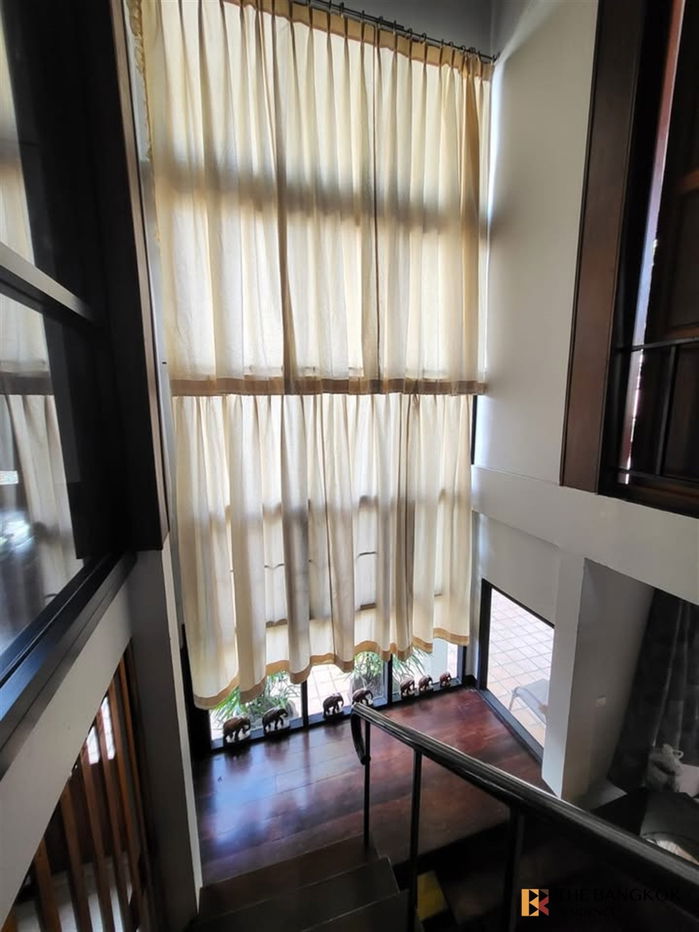 รูป  House Area Huai Khwang 🏡 บ้านเดี่ยว 2 ชั้น พื้นที่กว้าง พร้อมอยู่ 💚 ใกล้ MRT สุทธิสาร  - รูปที่ 4/15