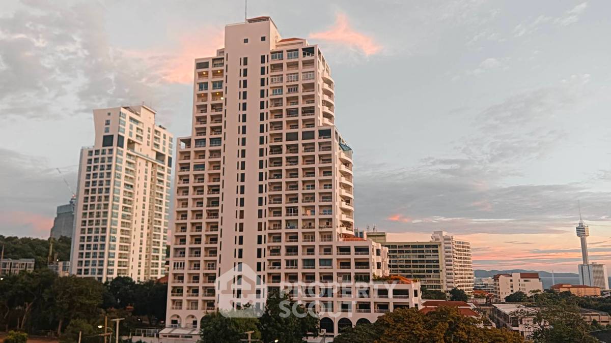 picture 3-BR Condo at Executive Residence 4 close to Phratamnak (ID 2343116) - 19/23