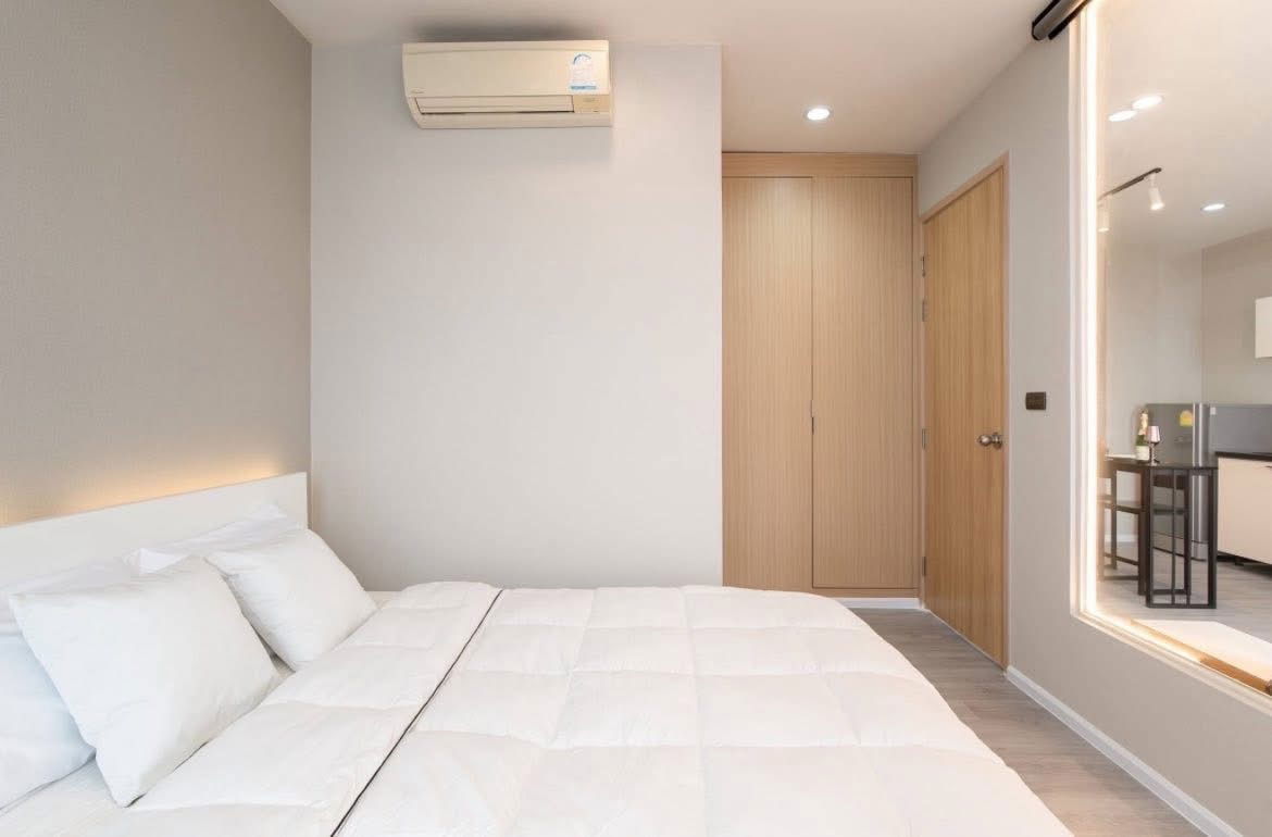 รูป ให้เช่า ✨ Fuse Sathorn Taksin ✨ เฟอร์นิเจอร์ และ เครื่องใช้ไฟฟ้าครบ ใกล้ BTS วงเวียนใหญ่ - รูปที่ 2/10