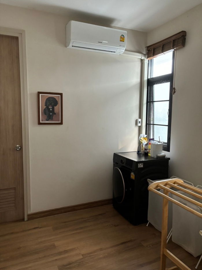 รูป ให้เช่าบ้านเดี่ยวสองชั้น  4 ห้องนอน 3 ห้องน้ำ 1 ห้องรับแขก 1 ห้องครัว   - รูปที่ 23/34