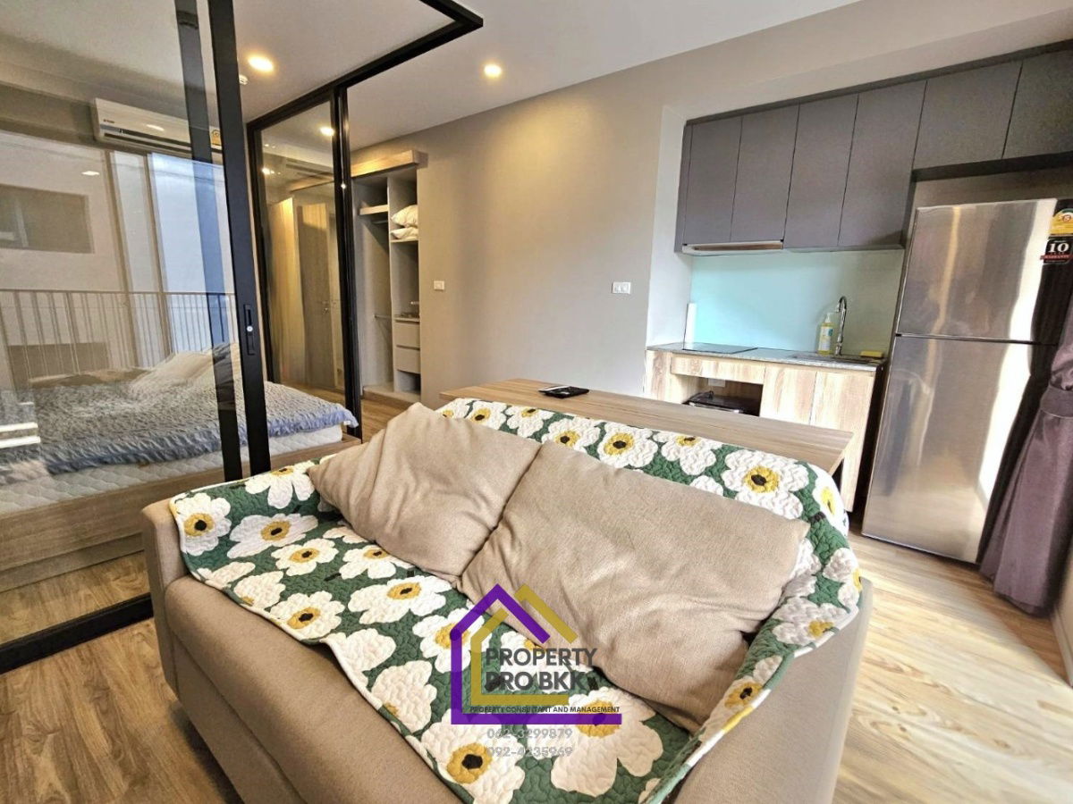 รูป 🌿✨ ให้เช่า: บลอสซั่ม คอนโด แอท สาทร–เจริญราษฎร์ 1 ห้องนอน พร้อมอยู่ ใกล้ BTS สุรศักดิ์ | ฟรี Wi-Fi | บรรยากาศร่มรื่น - รูปที่ 4/15