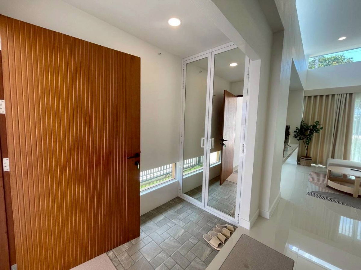 รูป ขายบ้านเดี่ยวชั้นเดียว  3 ห้องนอน  2 ห้องน้ำ  1 ห้องครัว  2 ที่จอดรถ - รูปที่ 4/25