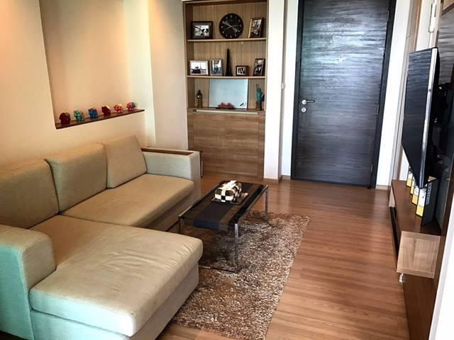 picture Code: KJ9140  for rent Rhythm Phahol - Ari // Line ID: @kjcondo (with @) // - 4/9