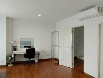 รูป ให้เช่า โฮมออฟฟิศ 3 ชั้นครึ่ง โครงการ TRIO ร่มเกล้า มีนบุรี ห้องมุม เพียง 15 นาที ถึงสุวรรณภูมิ 5 นาทีถึงแอร์พอร์ตลิ้งลาดกระบัง - รูปที่ 8/13