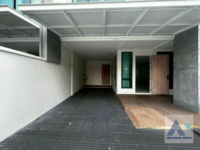 🔼🔽 AccomA 📩 Pet friendly 3 BR Townhouse @KLANG Nivas (AA41767)