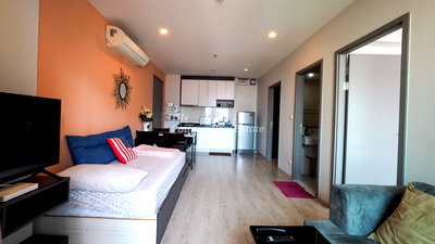 Condos for sale Central Pattaya Road : 🛏️ 2 Bed - 🛁 1 Bath - 🏙️ City View - 🇹🇭 THAI name - 🏢 The Base Central Pattaya - Ref: BASE55
