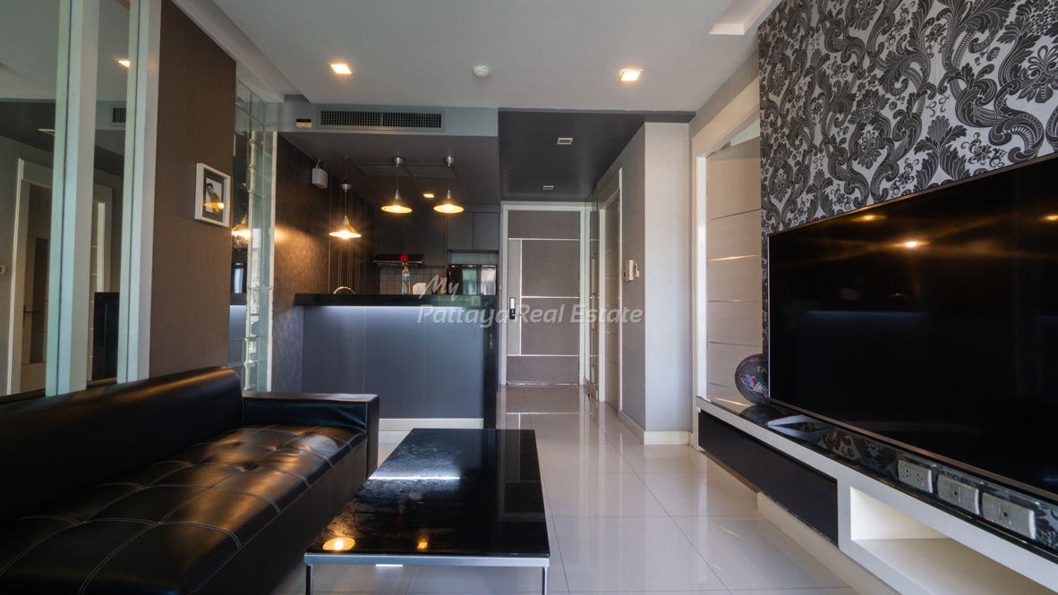 picture 🛏️ 1 Bed - 🛁 1 Bath - 🏙️ Pool Views - 🌏 FOREIGN name - 🏢 APUS Condominium Pattaya - Ref: APUS21 - 6/16