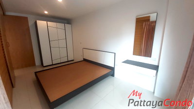 คอนโด พัทยา : 🛏️ 1 ห้องนอน - 🛁 1 ห้องน้ำ - 🏙️ Pool View - 🇹🇭 ชื่อไทย - 🏢 Diamond Suites Resort Pattaya - รหัส: DS13