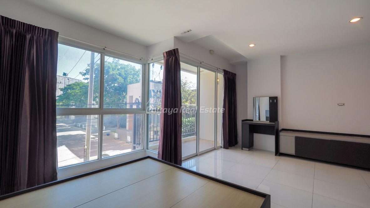 picture 🛏️ Studio - 🏙️ City Views - 🇹🇭 THAI name - 🏢 Diamond Suites Resort Pattaya - Ref: DS29 - 4/12
