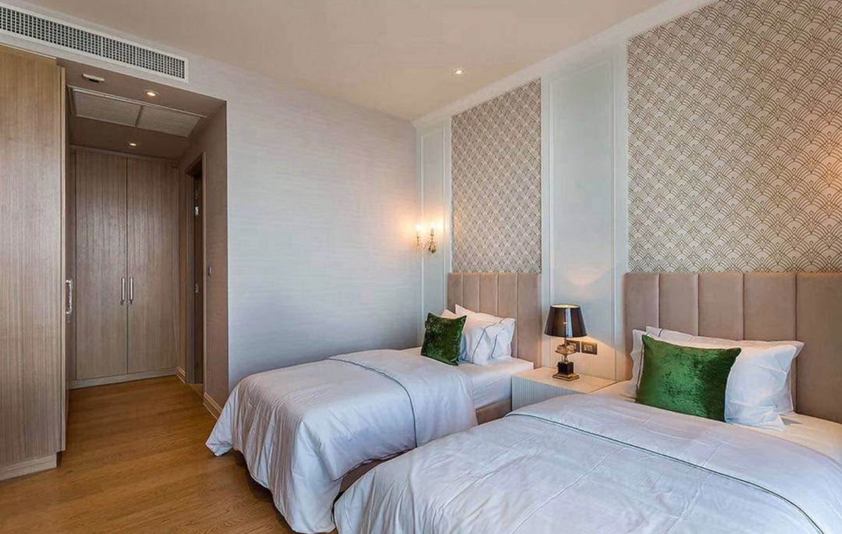 picture Magnolias Waterfront Residences  - 5/9