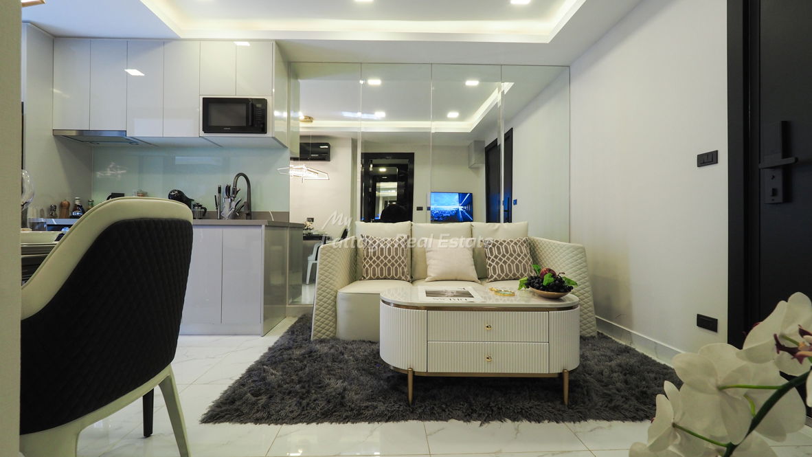 รูป 🛏️ 1 ห้องนอน - 🛁 1 ห้องน้ำ - 🏙️ Sea Views - 🇹🇭 ชื่อไทย - 🏢 Grand Solaire Noble Condominium Pattaya - รหัส: GRANDN01 - รูปที่ 2/14