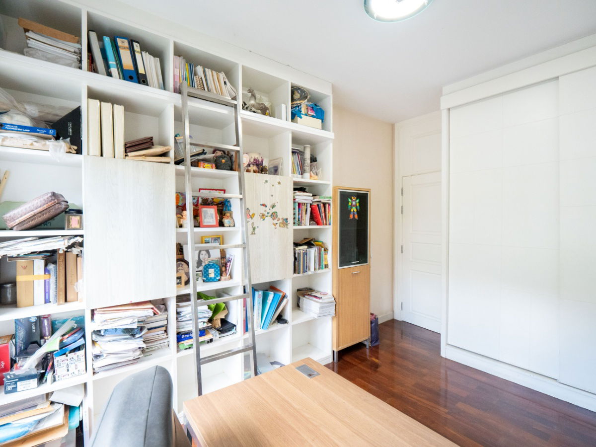 รูป ขายบ้าน หลังมุม ไซส์ใหญ่สุด 5 นอน 5 น้ำ 3 จอด บางกอกบูเลอวาร์ด สาธร ปิ่นเกล้า 1 บางกอกแอสเซท ขนาด 77 ตรว. พื้นที่ใช้สอย 350 ตรม. สภาพดีมาก - รูปที่ 40/72