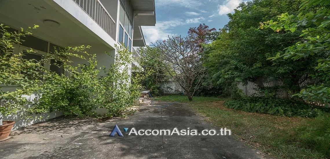 picture 🔼🔽 AccomA 📩 Home Office 2 BR House in Khlong Tan Nuea (AA25089) - 2/12