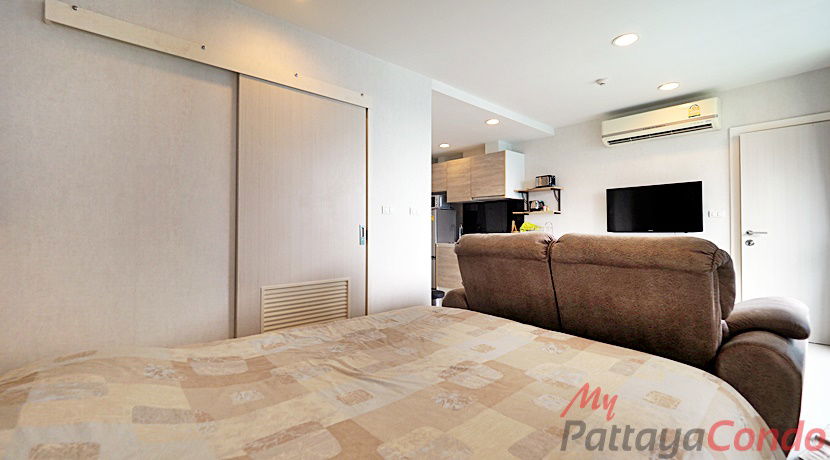 picture 🛏️ Studio - 🏙️ Pool Views - 🇹🇭 THAI name - 🏢 Acqua Condominium Jomtien - Ref: AQ15 - 9/12