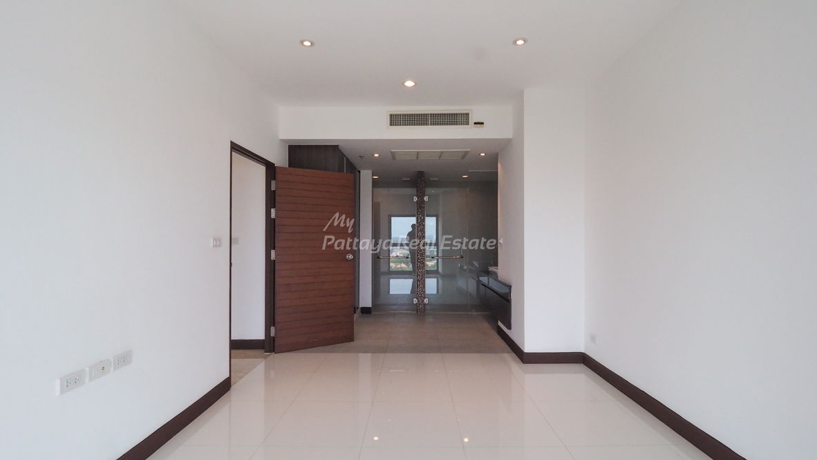 รูป 🛏️ 4 ห้องนอน - 🛁 4 ห้องน้ำ - 🏙️ Sea Views - 🌏 ชื่อชาวต่างชาติ - 🏢 The Axis Pattaya - รหัส: AXIS48 - รูปที่ 13/25