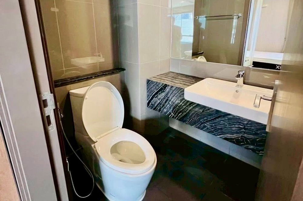 รูป 🔥 ขายพร้อมผู้เช่า !! ชั้นสูง 10++, ทำเลดี!! 🔥 Code C20250900092..........Ashton Chula - Silom, 1 ห้องนอน, 1 ห้องน้ำ, แต่งครบ, ราคาพิเศษ!!📣📣 - รูปที่ 8/8