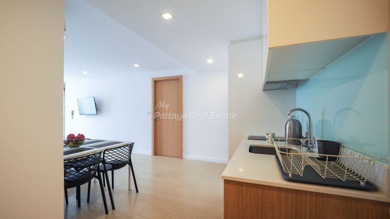 🛏️ 1 ห้องนอน - 🛁 1 ห้องน้ำ - 🏙️ City Views - 🇹🇭 ชื่อบริษัท - 🏢 Aurora Pratumnak Pattaya - รหัส: AR12