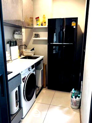 Condos for sale : 2-BR Condo At Life Asoke Hype, 37th-Floor, 400m to ARL Makkasan (ID 2341819)
