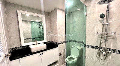 ขายคอนโด : 🛏️ 1 ห้องนอน - 🛁 2 ห้องน้ำ - 🏙️ Sea View - 🌏 ชื่อชาวต่างชาติ - 🏢 View Talay 1 Jomtien Condominium - รหัส: VT1B12