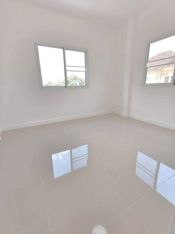 รูป  หมู่บ้านเสนาวิลล่า 9 (Sena Villa 9) บ้านหลังมุม ทำเลดี ตกแต่งรีโนเวทใหม่ ราคาถูก ใกล้รถไฟฟ้า คู้บอน27แยก60 ถ.กาญจนาภิเษก6/1 ท่าแร้ง บางเขน - รูปที่ 15/21
