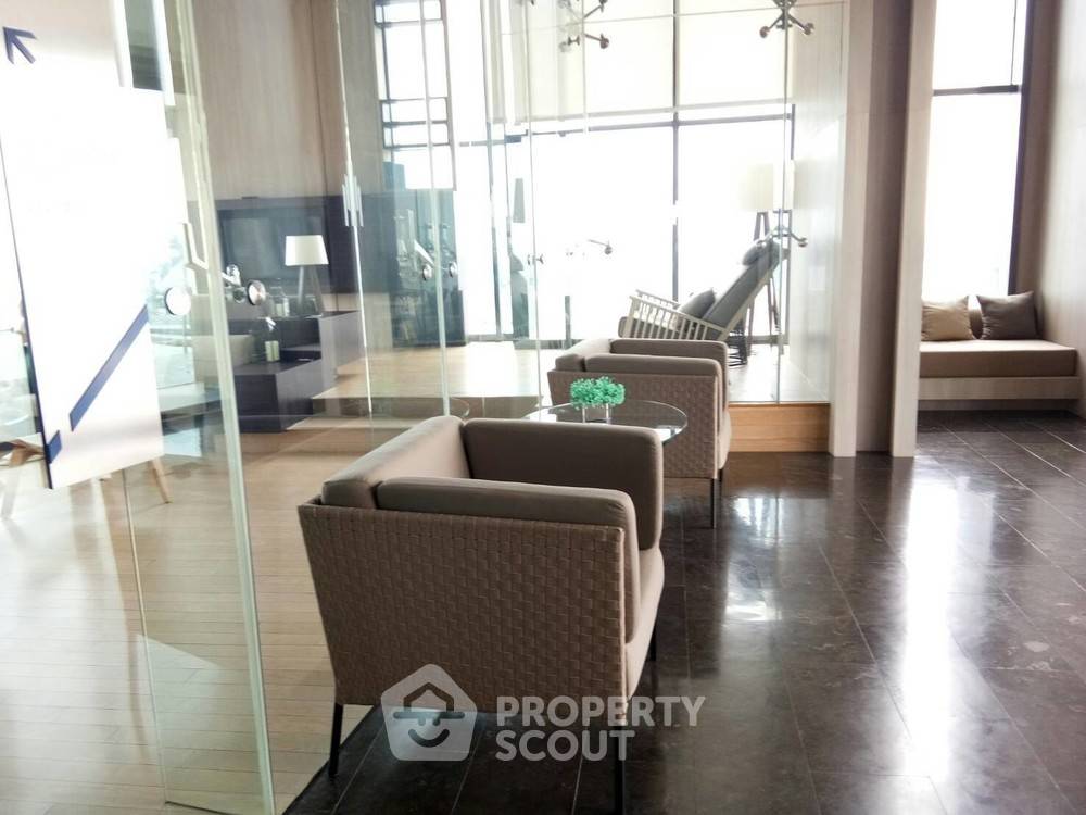 picture 1-BR Condo at The Lumpini 24 near BTS Phrom Phong (ID 358582) - 6/16