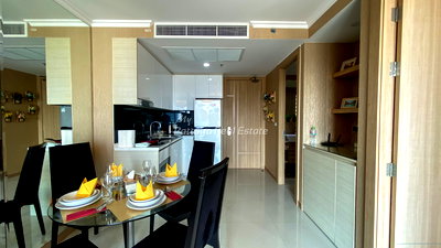 ขายคอนโด : 🛏️ 1 ห้องนอน - 🛁 1 ห้องน้ำ - 🏙️ Sea View - 🇹🇭 ชื่อบริษัท - 🏢 The Riviera Jomtien Pattaya - รหัส: RJ43
