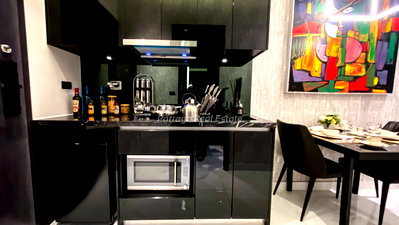 ขายคอนโด : 🛏️ Studio - 🛁 1 ห้องน้ำ - 🏙️ City View - 🌏 ชื่อชาวต่างชาติ - 🏢 Grand Solaire Noble Condominium Pattaya - รหัส: GRANDN04