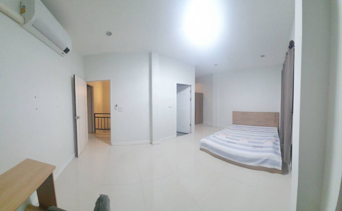 รูป ให้เช่าบ้านเดี่ยวสองชั้น  4 ห้องนอน 3 ห้องน้ำ 1  ห้องครัว  2  ที่จอดรถ - รูปที่ 21/24