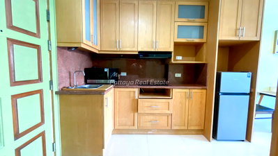 Condos for sale : 🛏️ Studio - 🛁 1 Bath - 🏙️ Sea View - 🇹🇭 THAI name - 🏢 View Talay 5 Jomtien Condominium Beach - Ref: VT5C08