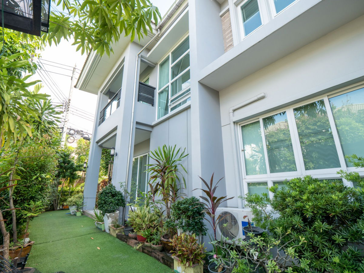 รูป ขายบ้าน หลังมุม ไซส์ใหญ่สุด 5 นอน 5 น้ำ 3 จอด บางกอกบูเลอวาร์ด สาธร ปิ่นเกล้า 1 บางกอกแอสเซท ขนาด 77 ตรว. พื้นที่ใช้สอย 350 ตรม. สภาพดีมาก - รูปที่ 11/72