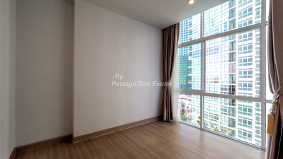 คอนโด เทสโก้โลตัส พัทยาใต้ : 🛏️ 1 ห้องนอน - 🛁 1 ห้องน้ำ - 🏙️ Sea View - 🇹🇭 ชื่อไทย - 🏢 The Twin Tower Jomtien Pattaya - รหัส: ADG02