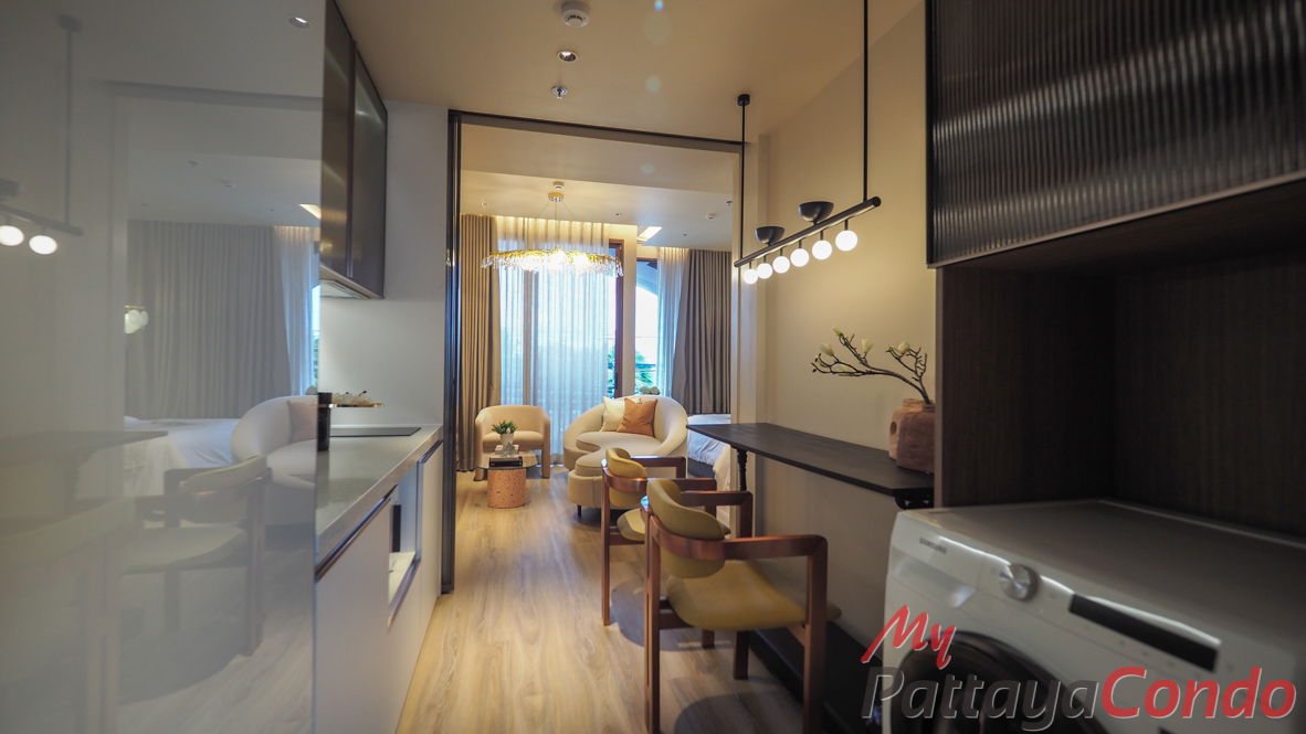 รูป 🛏️ 1 ห้องนอน - 🛁 1 ห้องน้ำ - 🏙️ Sea Views - 🇹🇭 ชื่อไทย - 🏢 Arom Jomtien Pattaya - รหัส: AROJ02 - รูปที่ 1/12